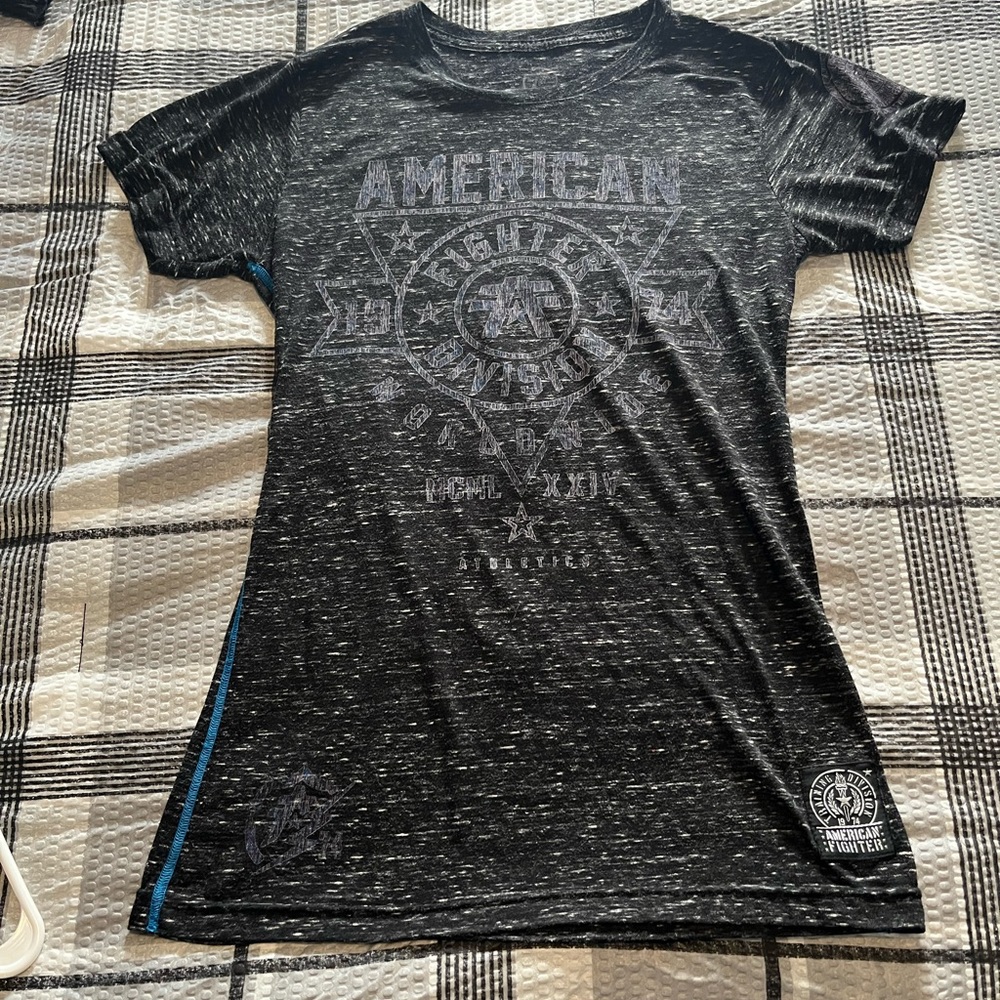 Women’s American fighter, tee XL